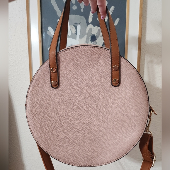 MUDD Circle Bag with flower interior. Excellent Condition. - Picture 4 of 10